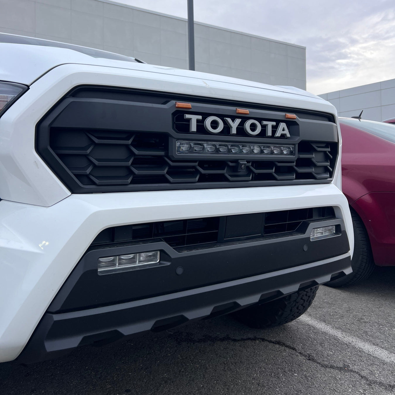 2024+ Tacoma - Grilles